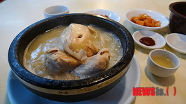 [김정환 맛있는 집]들깨·녹각·찰흑미…삼계탕탕탕