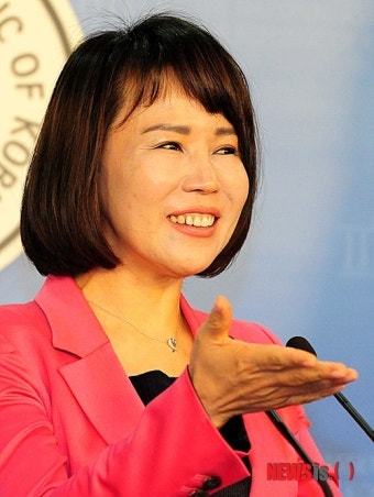 송파갑 후보 자진사퇴 설명하는 전현희 의원