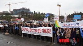 윤이상 기리는 통영국제음악제 중단하라