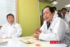 논산 친환경 축산농장 방문한 서규용 장관