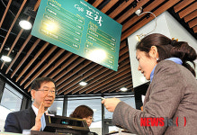 일일점원 체험중인 박원순 시장