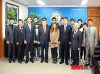 군산시수협 수산장학금 전달
