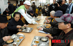 최광식 장관 배식 봉사