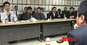 수원중부경찰서구내자판기 | 수원중부경찰서 찾은 수원 살인사건 유가족