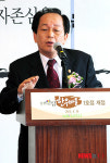 농협안심 한우마을 1호점 개점식서 축사하는 서규용 장관