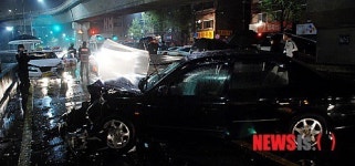 연가교 부근 교통사고