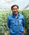 오이농장 찾은 이재오 의원