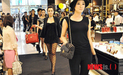 핸드백 패션쇼 호응