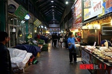 한산한 강릉중앙시장