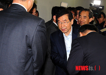 서울 시내버스 노사협상장 찾은 박원순 서울시장