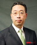 박지원 두산重 사장, 부회장으로 승진