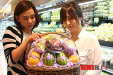 신선하고 맛있는 과일 맛보세요