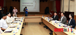 안산 외국인주민센터 방문한 정몽준 전 대표