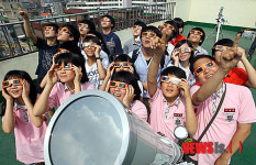 태양 앞에 금성이 나타났다!