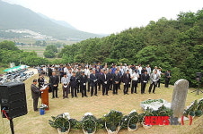 도만호 김성우 장군 추념