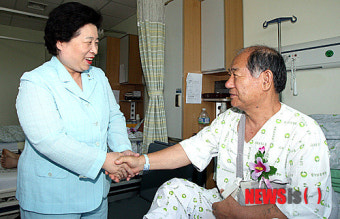 김금래 여성가족부 장관, 중앙보훈병원 방문