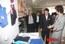 포항제철소, 미소 짓는 가게 오픈