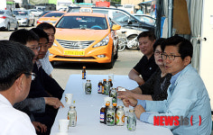 택시업 관계자와 면담하는 경기도지사