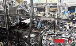 전쟁터 같은 화성 팔탄 폭발현장-실종자 수색