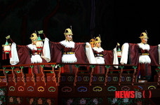 궁중무용 구경하세요 정재, 조선의 역사를 품다