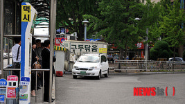 텅빈 택시 승강장