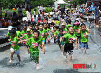 여름에는 물놀이가 최고