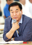 이재오 의원, 전남 강진 현장 탐방