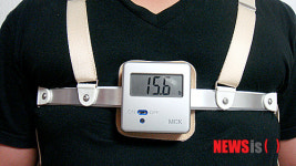 새가슴 교정하는 디지털 교정기