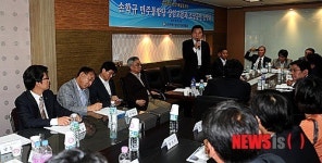 소상공인들과 만난 손학규