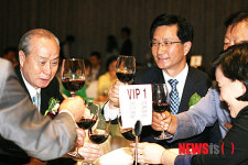 라카이 샌드파인 오픈 축하