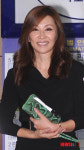 미소 짓는 이미숙