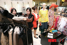 아이파크백화점, 사계절 의류대전 개최