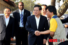 마니싸 지역 빈곤 퇴치 사업 현장 찾은 김황식 총리