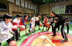 의정부 발곡중학교에서 8월부터 한기범농구교실