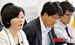 성벙죄 관련 당정결과 브리핑하는 김희정 의원