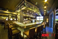 [컬처클럽·맛]매드포갈릭·교촌치킨·블랙스미스