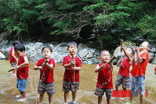 올 여름 피서 홍천 어론마을 계곡으로 오세요