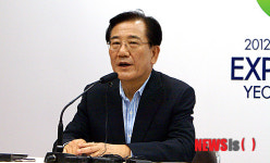 보니즈여수지사 | 여수엑스포 기자회견 갖는 박준영 전남도지사