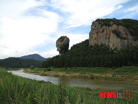 정감록 십승지라는 새 해석의 고창 아산면 호암일대의 병바위