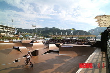 청명한 가을하늘…B3경기 BMX 경기장