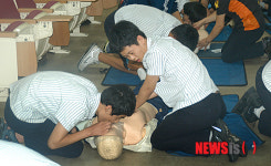 노래로 배우는 심폐소생술 응급처치교육