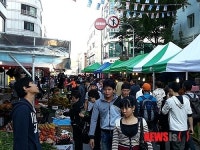 추석 하루앞둔 안산 원곡동, 외국인 인산인해