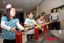 물 소화기 체험해요