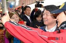 익산 솜리장 찾은 안철수