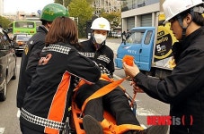 경인로 추돌사고 구조작업