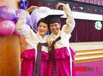한글교실 이색 수료생