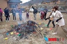 새로운 터 ‘교동 장독대마을’로