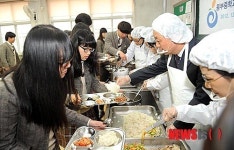 이교범 하남시장, 동부중학교 급식체험
