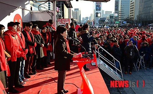 김문수, 박근혜 전 대통령에 지지 호소…전통 보수 지지층 결속력 강화