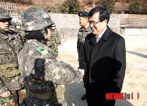 강원대, 학군단 동계 입영훈련 출정신고식 격려